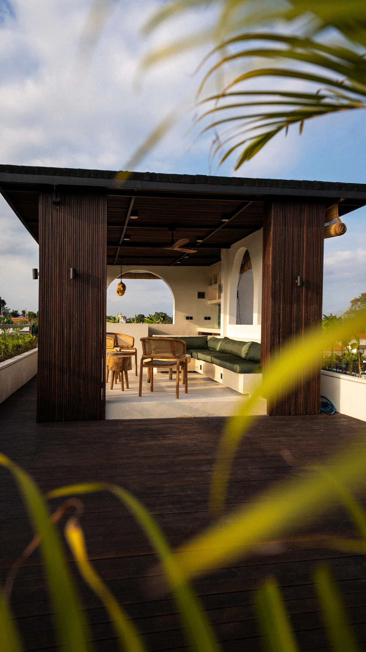 3BR in the Heart of Canggu w/ Rooftop Bar, 3-bed villa for rent in Canggu – photo 5 of 15
