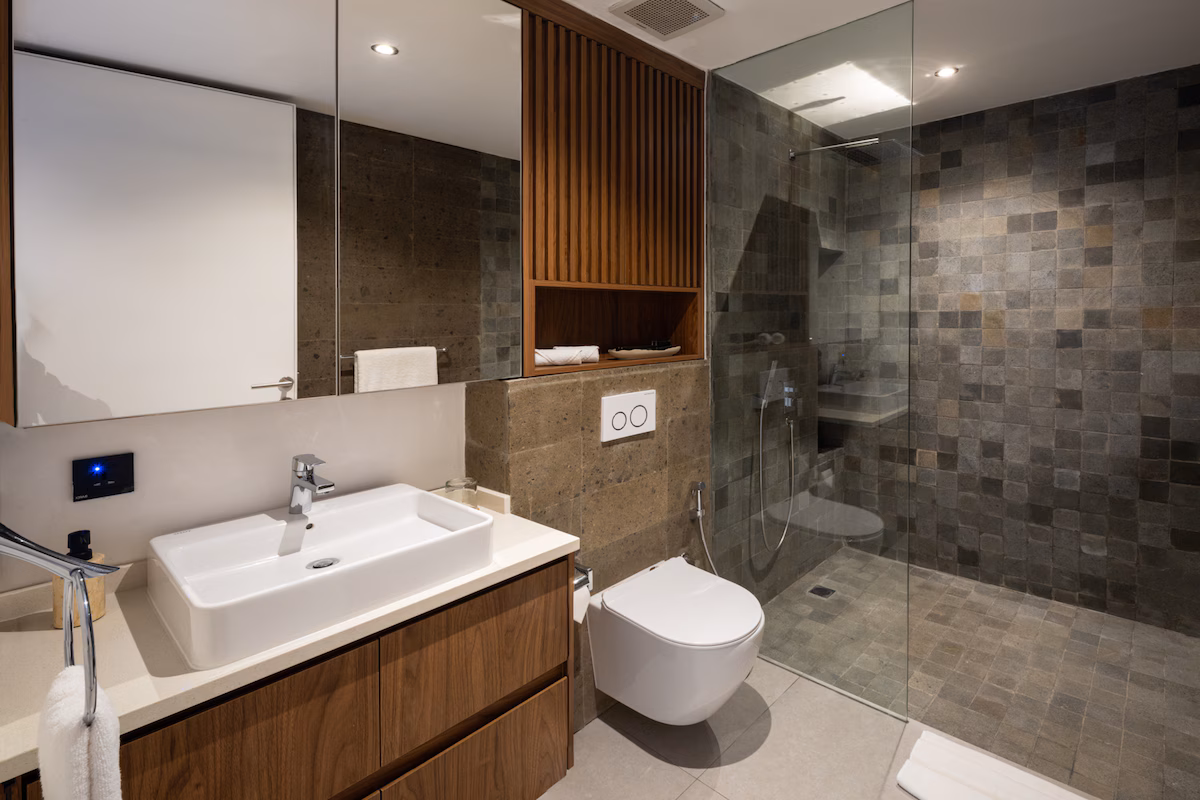 2BR Villa at Umalas Creek with Ice Bath, Sauna, Jacuzzi, 2-bed villa for rent in Canggu – photo 7 of 13