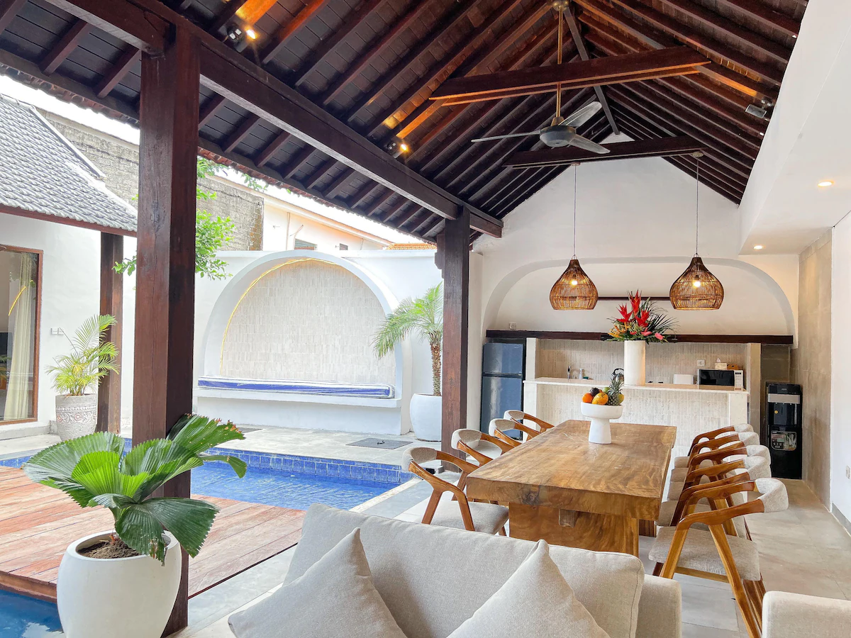 5 Bedroom Villa A4 & C3 Seminyak, 5-bed villa for rent in Seminyak – photo 4 of 15