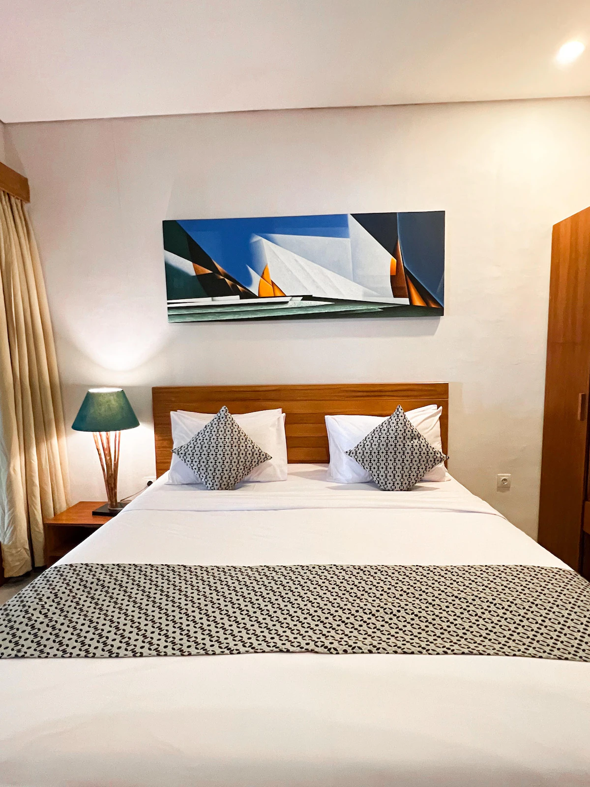 2 Bedrooms apartment seminyak, 2-bed villa for rent in Seminyak – photo 12 of 15