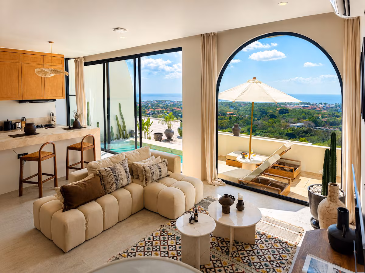 2BR Designer Ocean & Volcano View Villa in Pecatu, 2-bed villa for rent in Uluwatu – photo 2 of 15