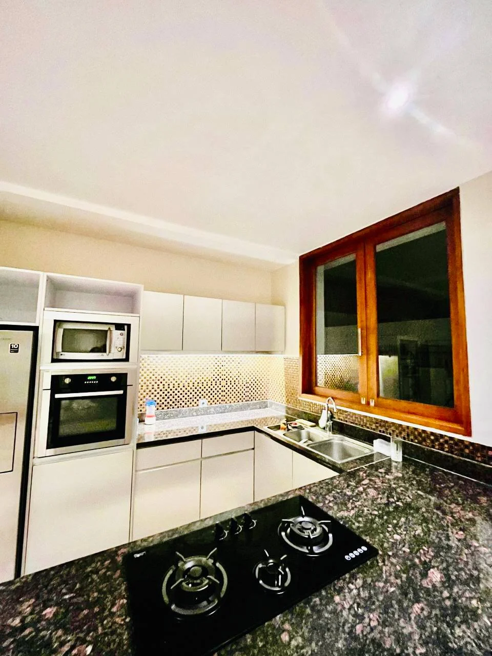3 Bedroom Villa in Prime Location Buduk, 3-bed villa for rent in Mengwi – photo 8 of 15