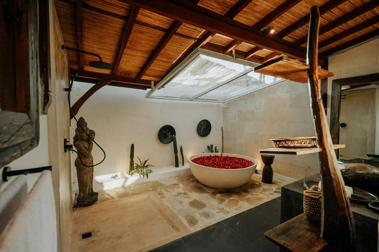 4 Bedroom Modern Luxury Villa in Buduk, 4-bed villa for rent in Buduk, Mengwi – photo 6 of 15