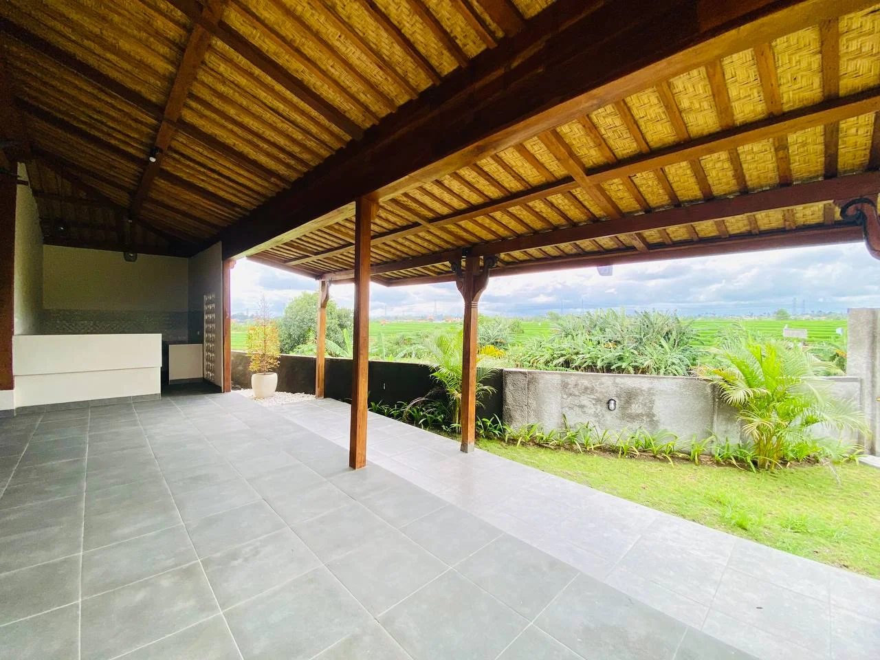 2 Bedroom Villa with Rice Field and Mountain View in Tumbak Bayuh, 2-bed villa for rent in Mengwi – photo 10 of 15
