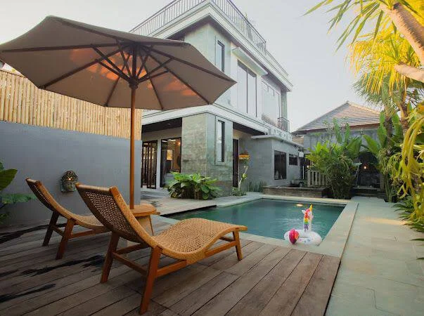 3 Bedroom Modern Balinese in Munggu Kapal Abianbase, 3-bed villa for rent in Mengwi – photo 2 of 15