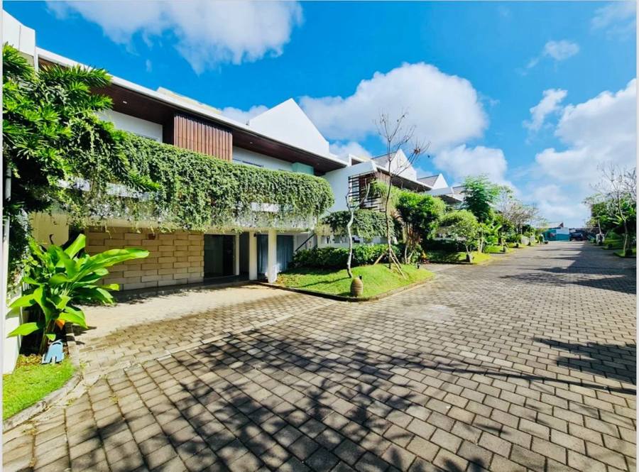 6-bed villa for sale in Ungasan, Uluwatu