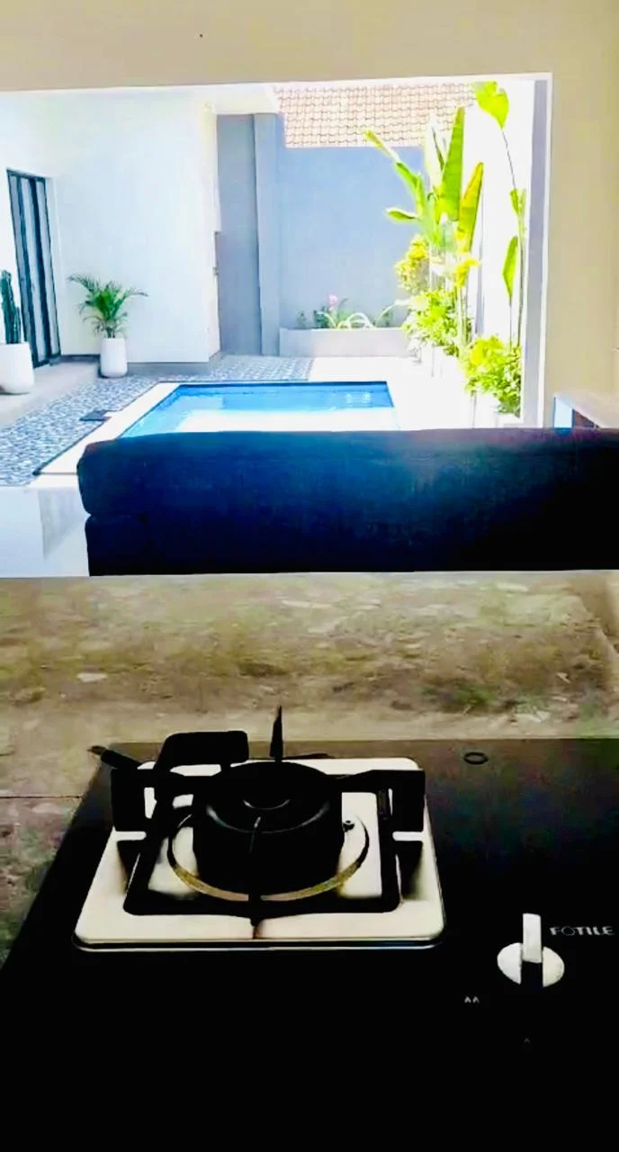 2 Bedrooms Villa in Buduk 15 Minutes From Canggu, 2-bed villa for rent in Mengwi – photo 4 of 8
