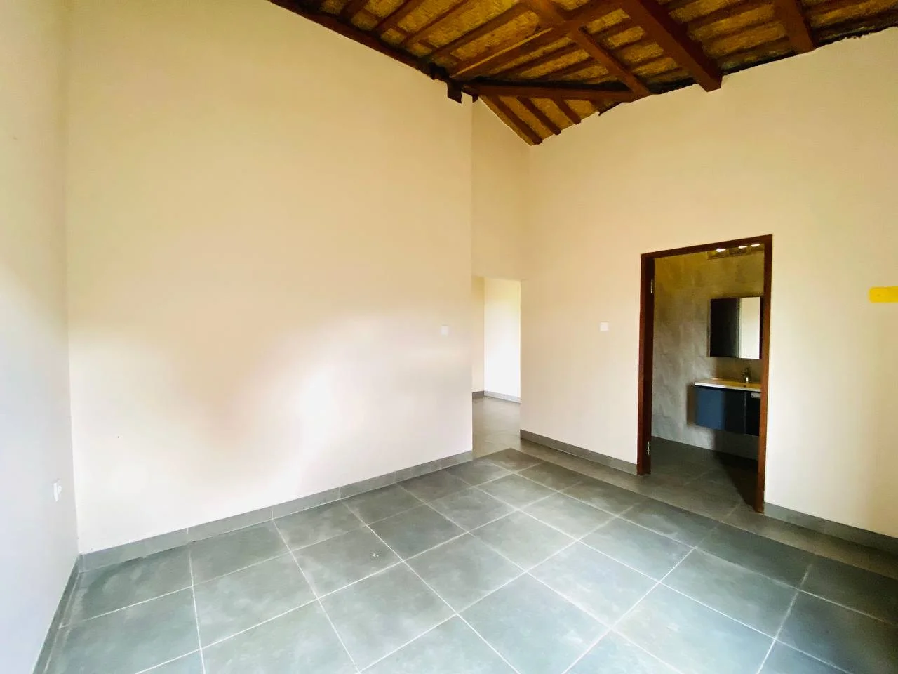 2 Bedroom Villa with Rice Field and Mountain View in Tumbak Bayuh, 2-bed villa for rent in Mengwi – photo 14 of 15