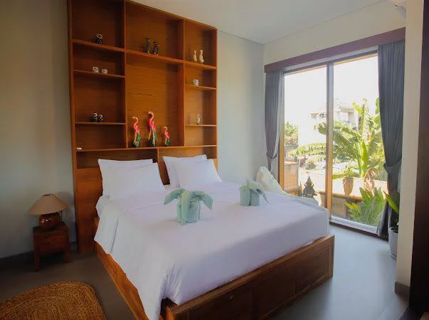 3 Bedroom Modern Balinese in Munggu Kapal Abianbase, 3-bed villa for rent in Mengwi – photo 14 of 15