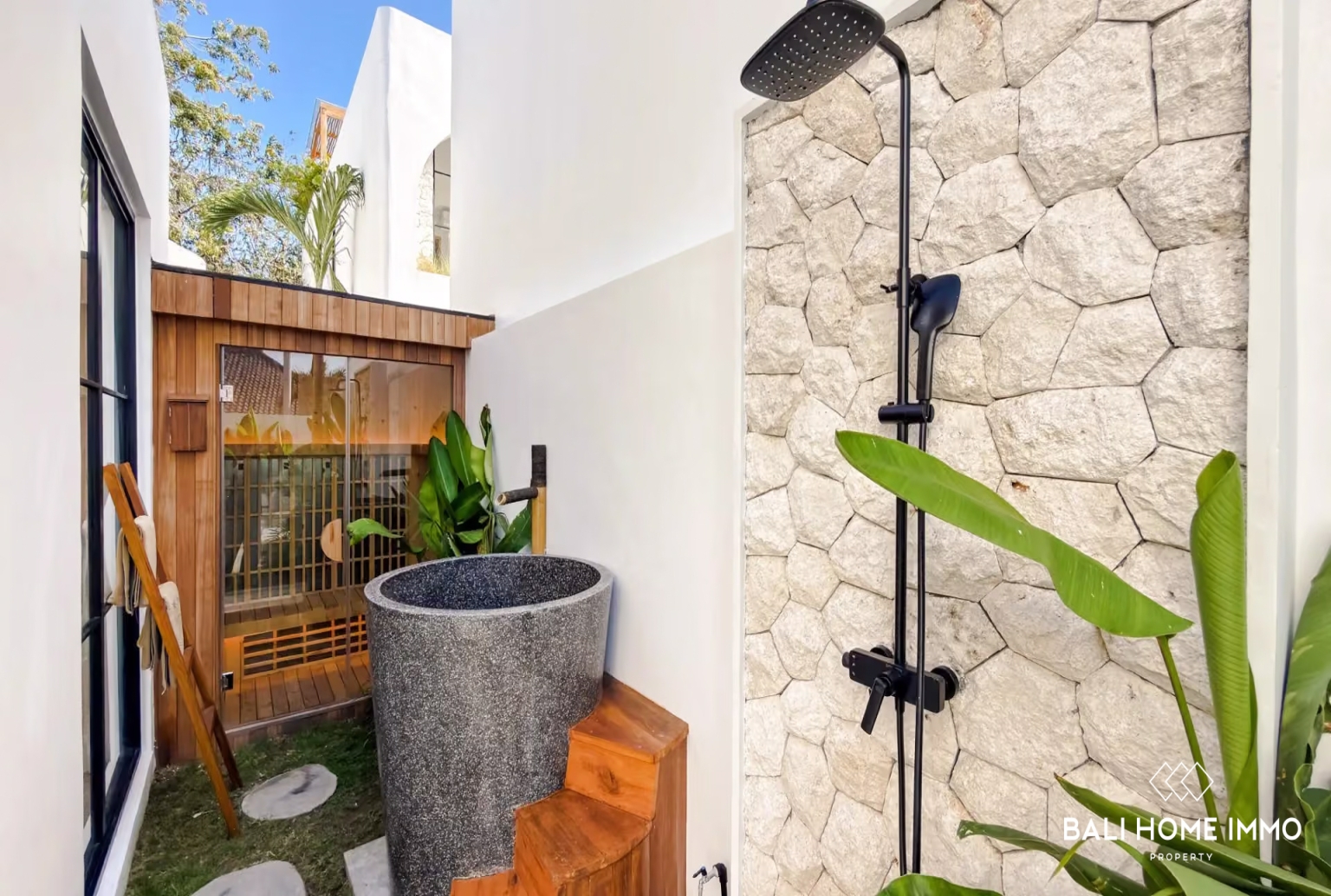 Modern 3-Bedroom Villa for Sale Leasehold in Pecatu Near Bvlgari Resort, 3-bed villa for sale in Pecatu, Uluwatu – photo 11 of 12