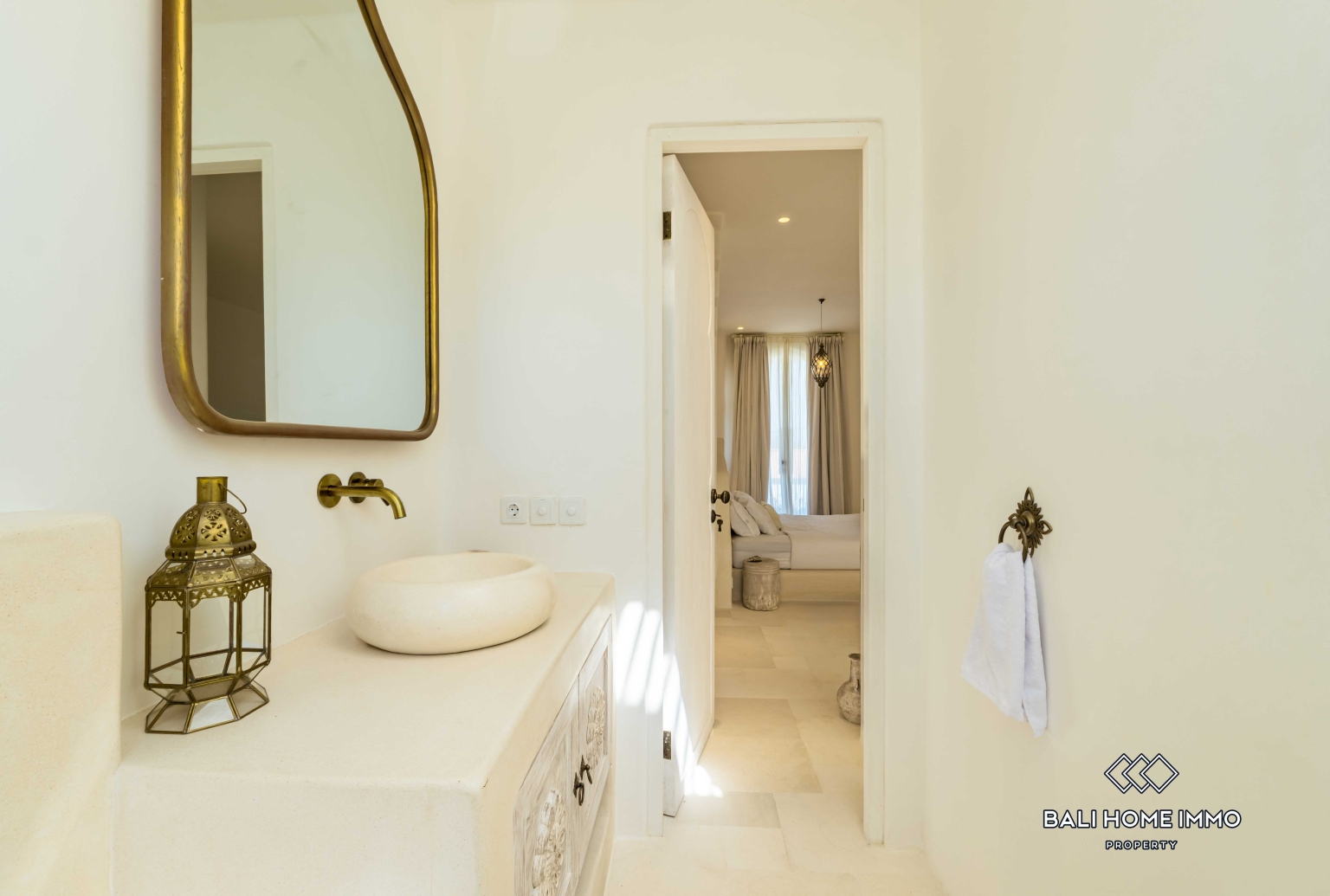 Brand new 2 Bedroom Villa with Unique Design For Sale Leasehold Near Seseh Beach Bali, 2-bed villa for sale in Beach Side, Canggu – photo 15 of 15
