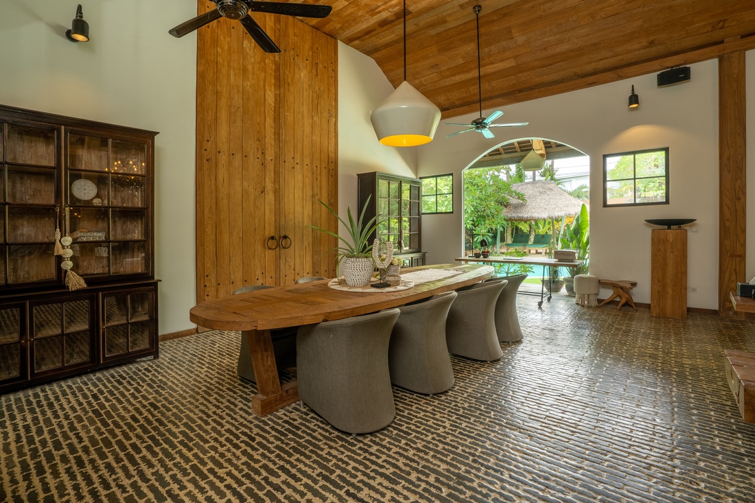Magnificent 5 Bedroom Villa, 5-bed villa for rent in Berawa, Canggu – photo 6 of 10