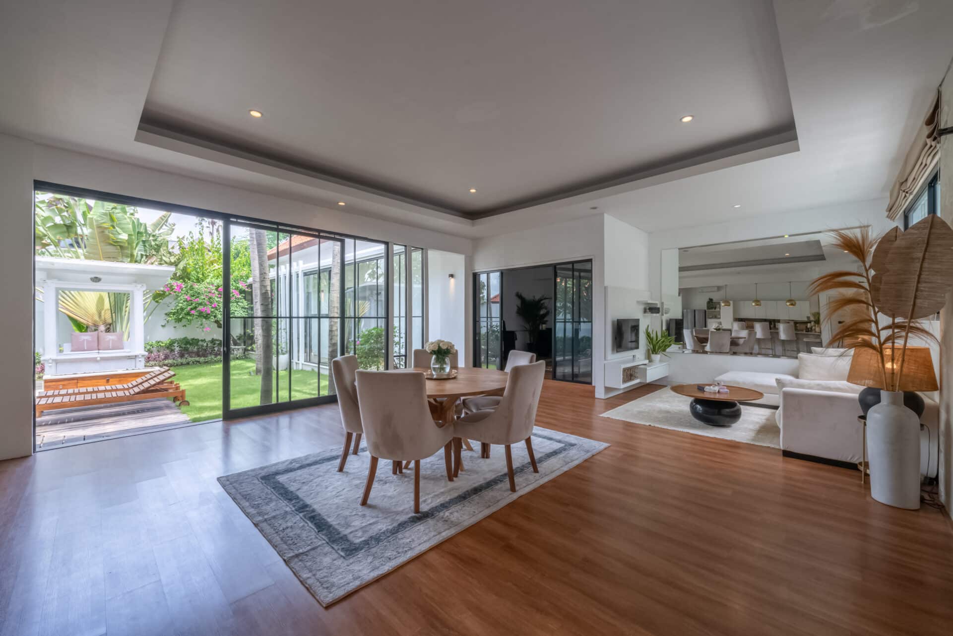3 Bedroom Villa in Central Berawa for monthly rental, 3-bed villa for rent in Berawa, Canggu – photo 8 of 10