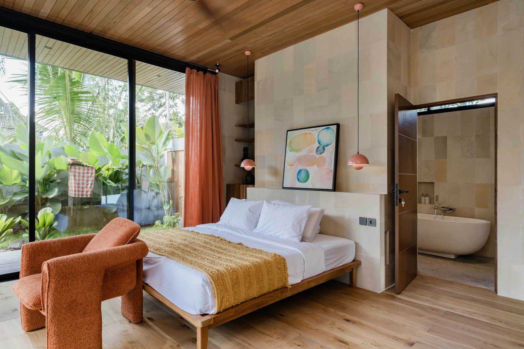 Modern 3-Bedroom Jungle Villa in Ubud, 3-bed villa for rent in Ubud – photo 8 of 10