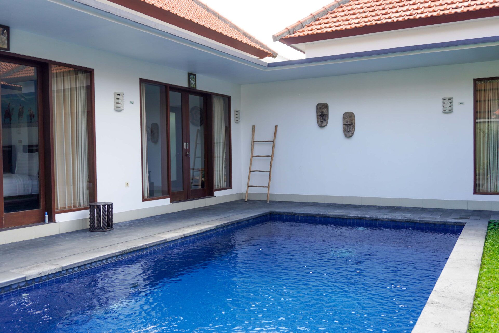 3 bedrooms villa in Central Berawa, 3-bed villa for rent in Berawa, Canggu – photo 2 of 10