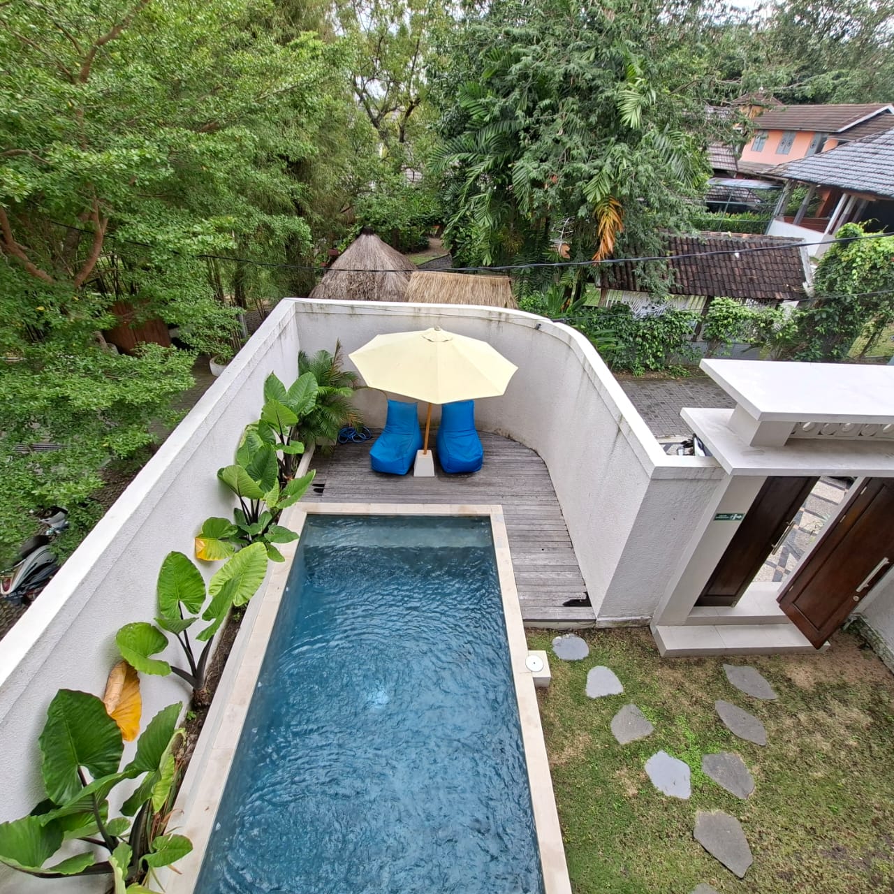2 Bedroom Enclosed Living Villa in Kerobokan, Seminyak, 2-bed villa for rent in Canggu – photo 2 of 10