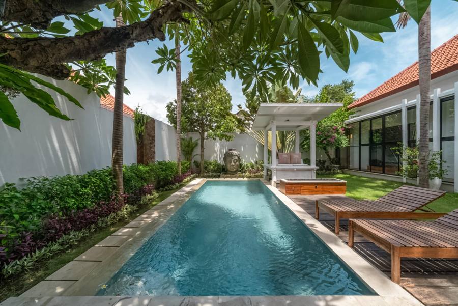 Вилла с 3 спальнями в аренду, Berawa, Canggu