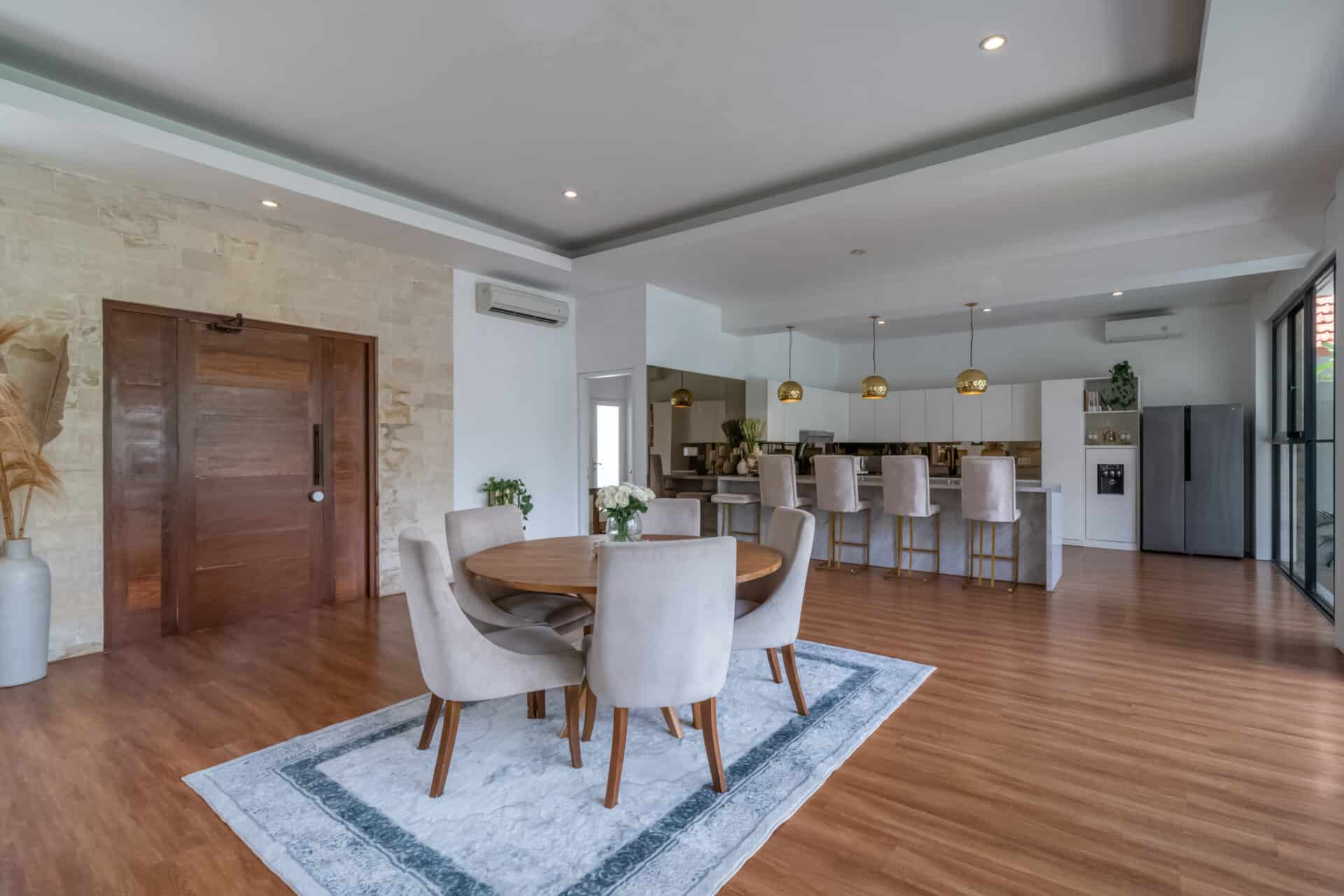 3 Bedroom Villa in Central Berawa for monthly rental, 3-bed villa for rent in Berawa, Canggu – photo 9 of 10