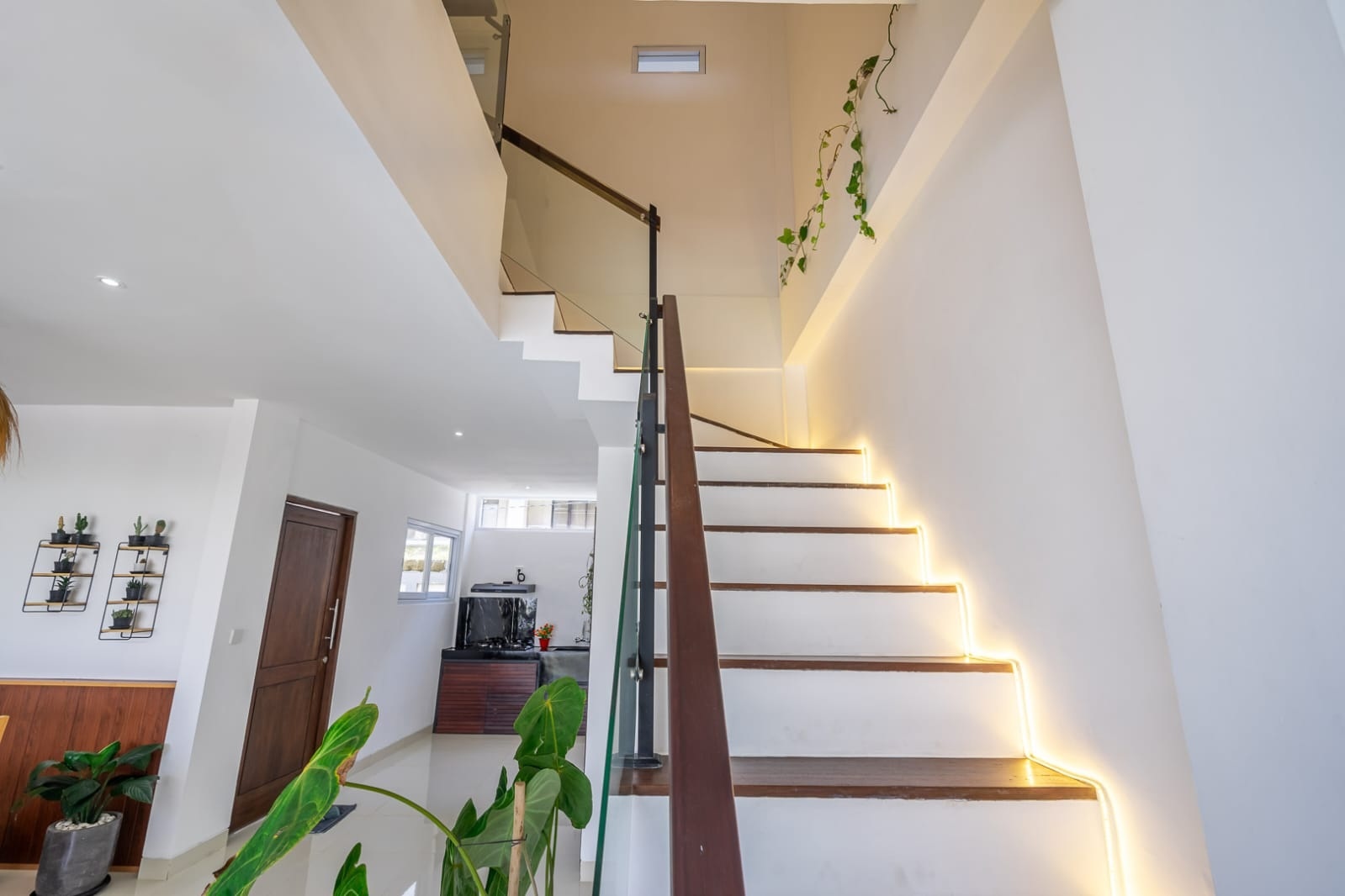 Villa For Rent 2 Bed In Kayu Tulang,Canggu Bali, 2-bed villa for rent in Canggu – photo 2 of 15