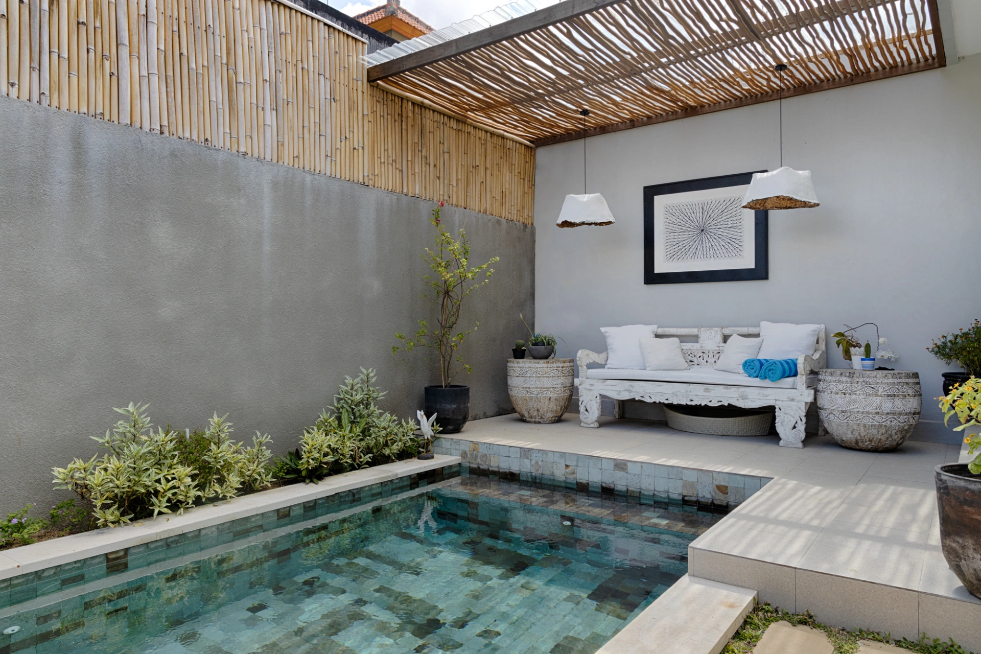 The Art-Inspired 2BR Modern Villa with Private Pool near Melasti Beach, 2-bed villa for rent in Uluwatu – photo 2 of 15