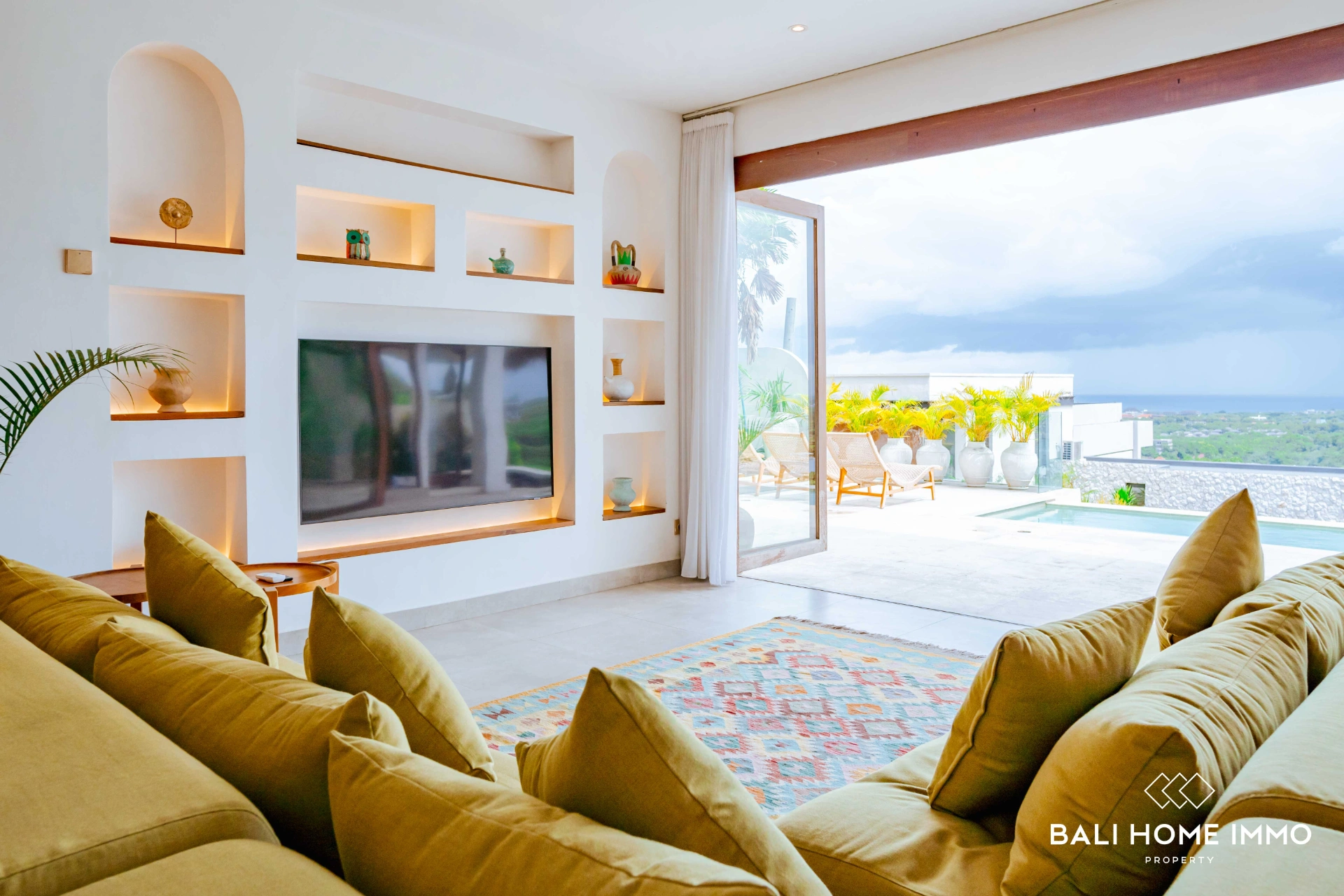 2 Bedroom Cliffside Villa with Ocean View for Monthly Rental in Bingin, 2-bed villa for rent in Uluwatu – photo 4 of 14