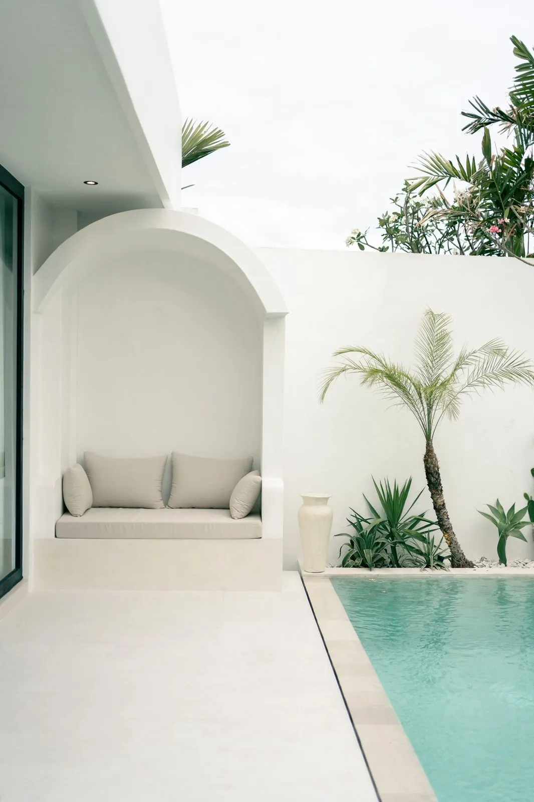 Villa For Rent 2 Bed In Padonan,Tibubeneng Bali, 2-bed villa for rent in Canggu – photo 14 of 15