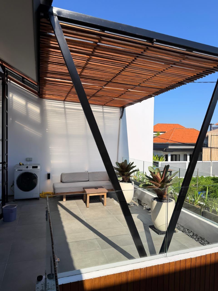 2BR Villa in Canggu | 400 Mbps WiFi | Private Pool | No Mold | Car Parking, 2-bed villa for rent in Canggu – photo 14 of 15