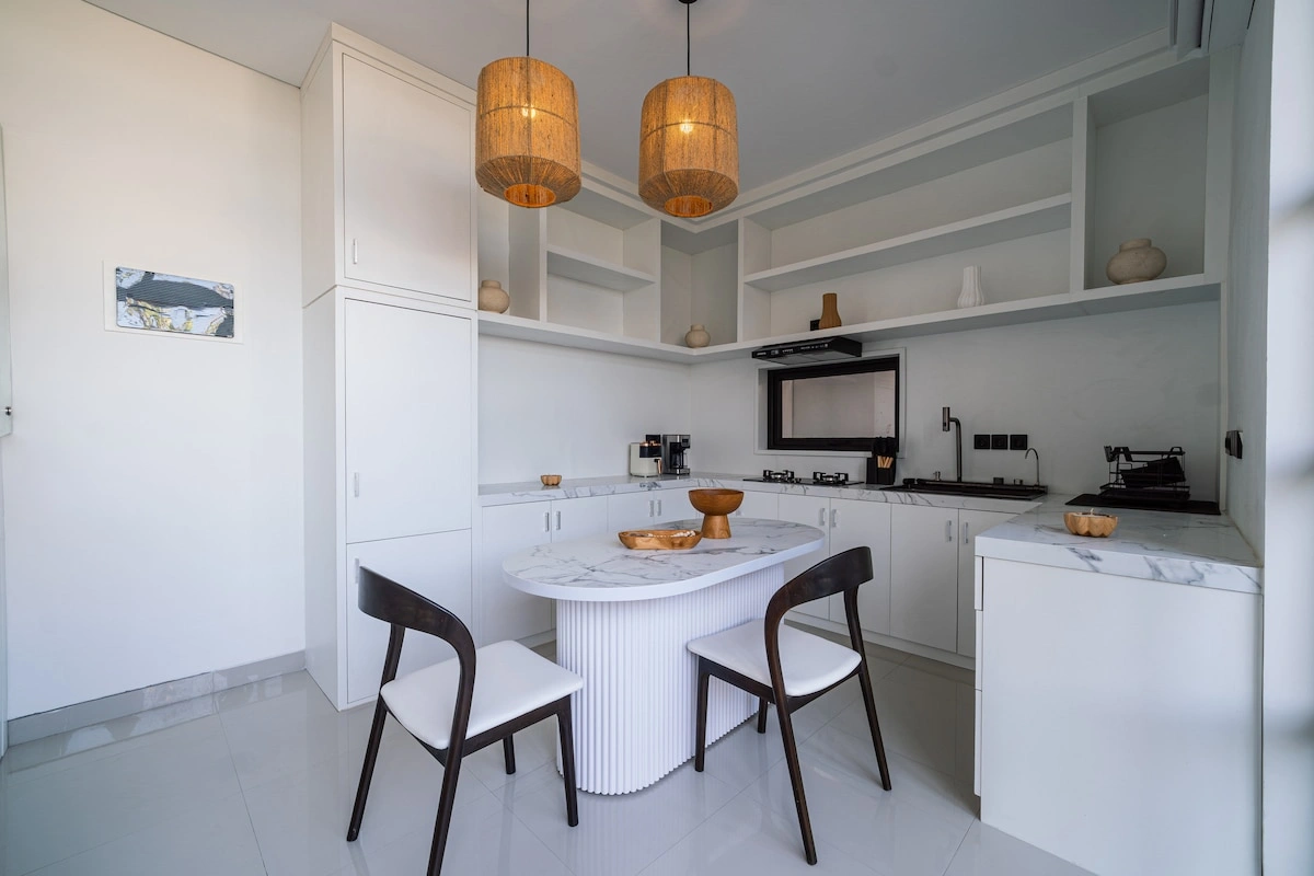 3 Min to Nunggalan Beach · 2BR · Ocean&Sunset View Rooftop, 2-bed villa for rent in Uluwatu – photo 6 of 15