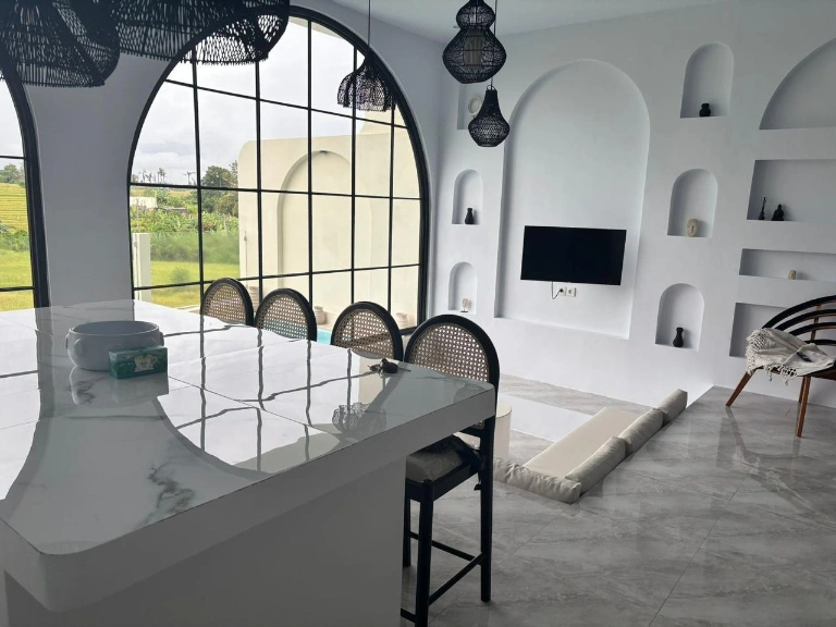Brand New 3 Bedroom Rice Field View Villa, 3-bed villa for rent in Seseh – photo 8 of 15