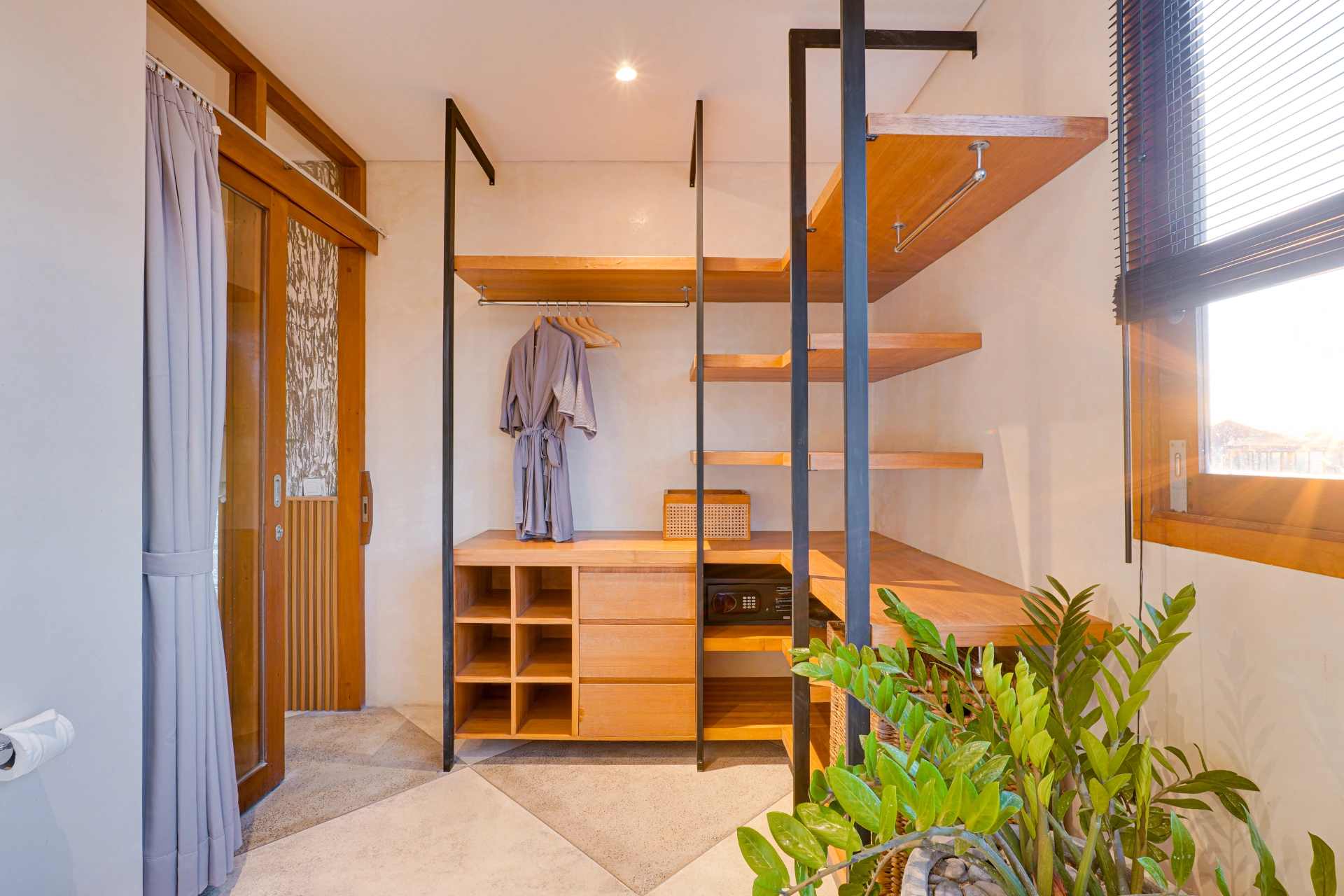 Stylish 2BR Apartment in Berawa | Berawa Blush, 2-bed villa for rent in Canggu – photo 8 of 15