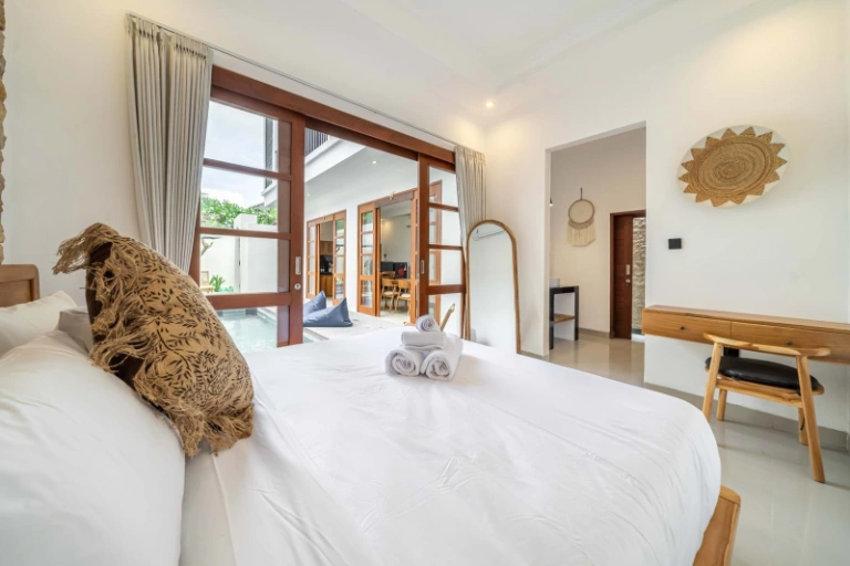 Brand New 3BR Villa at Central Berawa, 3-bed villa for rent in Canggu – photo 15 of 15