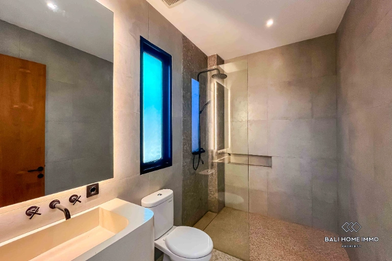 Stunning 3 Bedrooms Villa with Ocean View for Rental in Uluwatu, 3-bed villa for rent in Uluwatu – photo 11 of 12