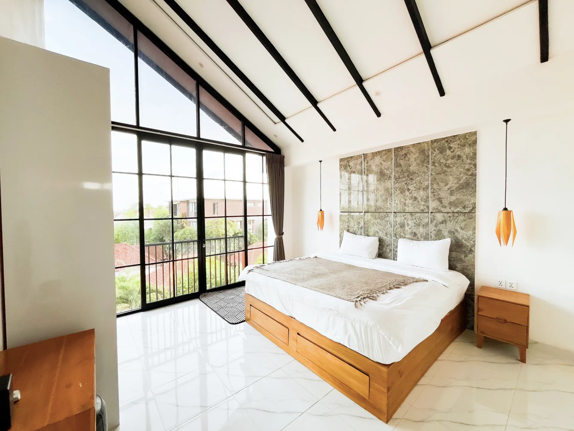 Chic 3BR Apartment at Seminyak - Loft 360 'Unit Canggu', 3-bed villa for rent in Seminyak – photo 6 of 12