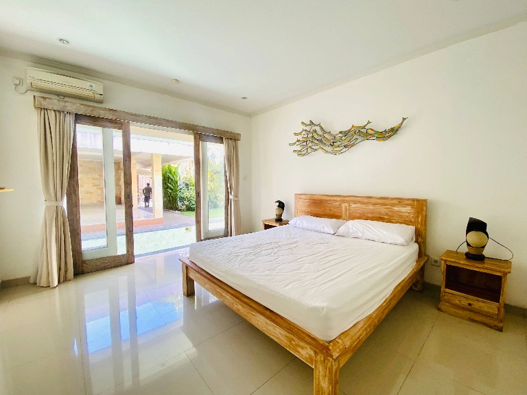 2 Bedroom Villa for Yearly Rent in Berawa, 2-bed villa for rent in Canggu – photo 5 of 15