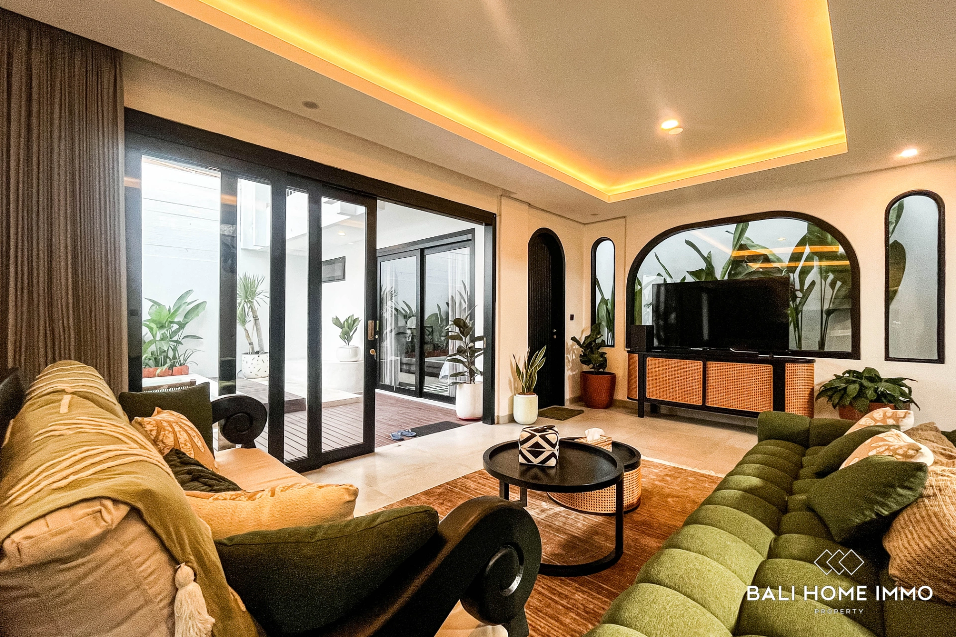 3 Bedrooms Villa for Sale and Rent in Jimbaran, 3-bed villa for rent in Uluwatu – photo 6 of 14