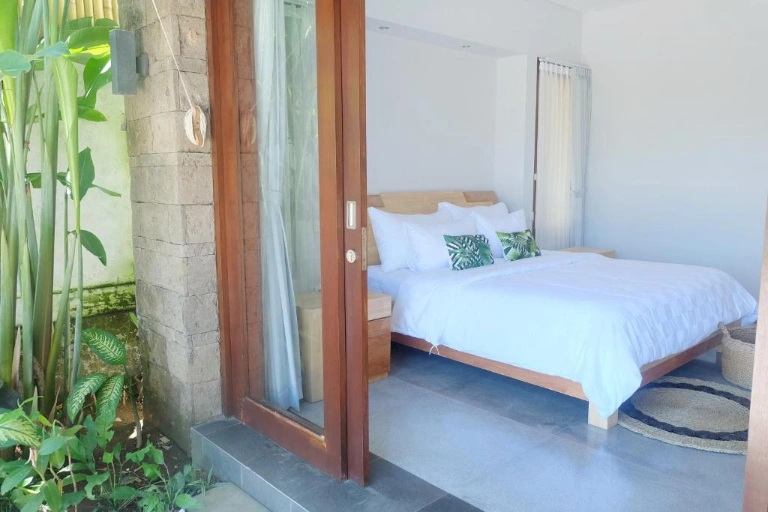 Monthly Rent Villa 4 Bedroom (Canggu) By Nami Bali, 4-bed villa for rent in Canggu – photo 10 of 15