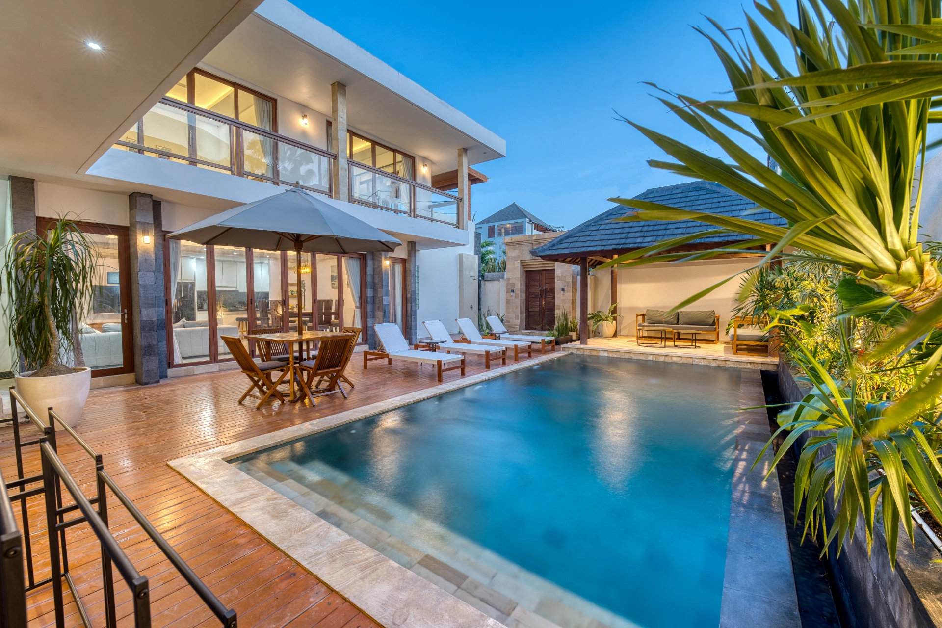 Luxury Family Villa By Local Property Team, 4-bed villa for rent in Canggu – photo 3 of 15