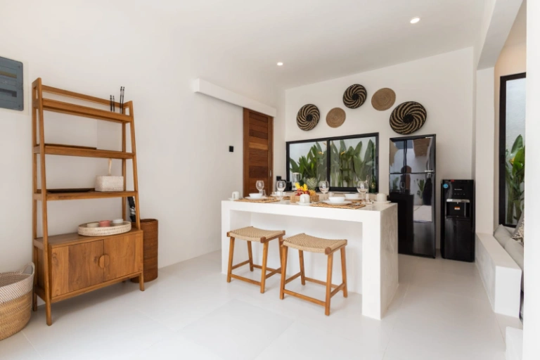 Brand New Modern 2 Bedroom Villa in Prime Berawa, 2-bed villa for rent in Canggu – photo 10 of 15