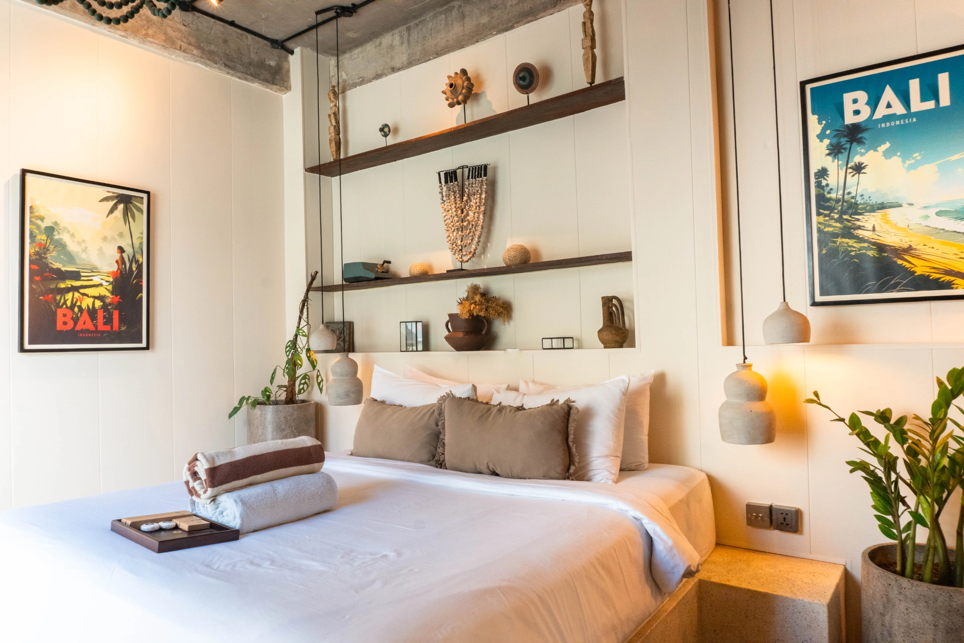 Maison Visconti Canggu | Luxe Tropical Pool Villa, 2-bed villa for rent in Canggu – photo 2 of 15
