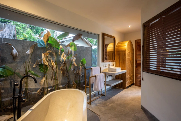 3BR Villa for Rent at Canggu, Bali, 3-bed villa for rent in Canggu – photo 3 of 15