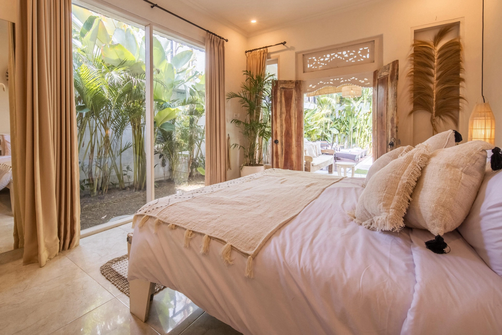 2 Bedroom Villa with a Big Garden for Yearly Rental in North Canggu, 2-bed villa for rent in Canggu – photo 6 of 11