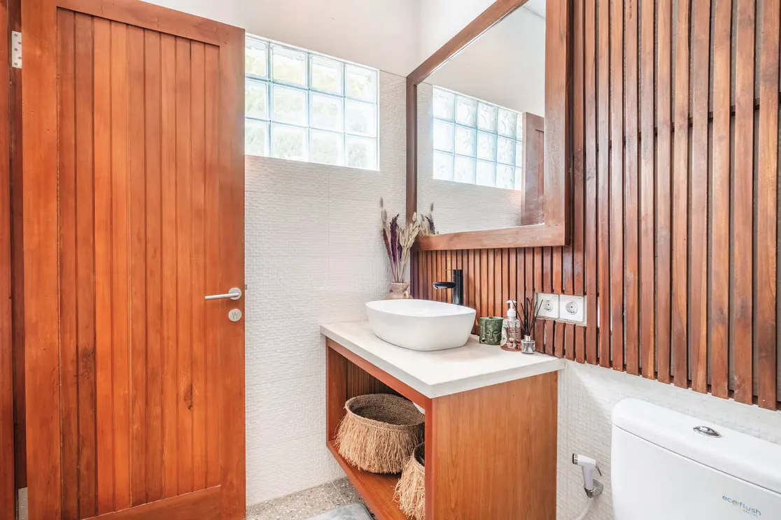 Silk Lodge - Modern 3-Bedroom Villa with Private Pool in Prime Berawa Location, 3-bed villa for rent in Canggu – photo 10 of 15