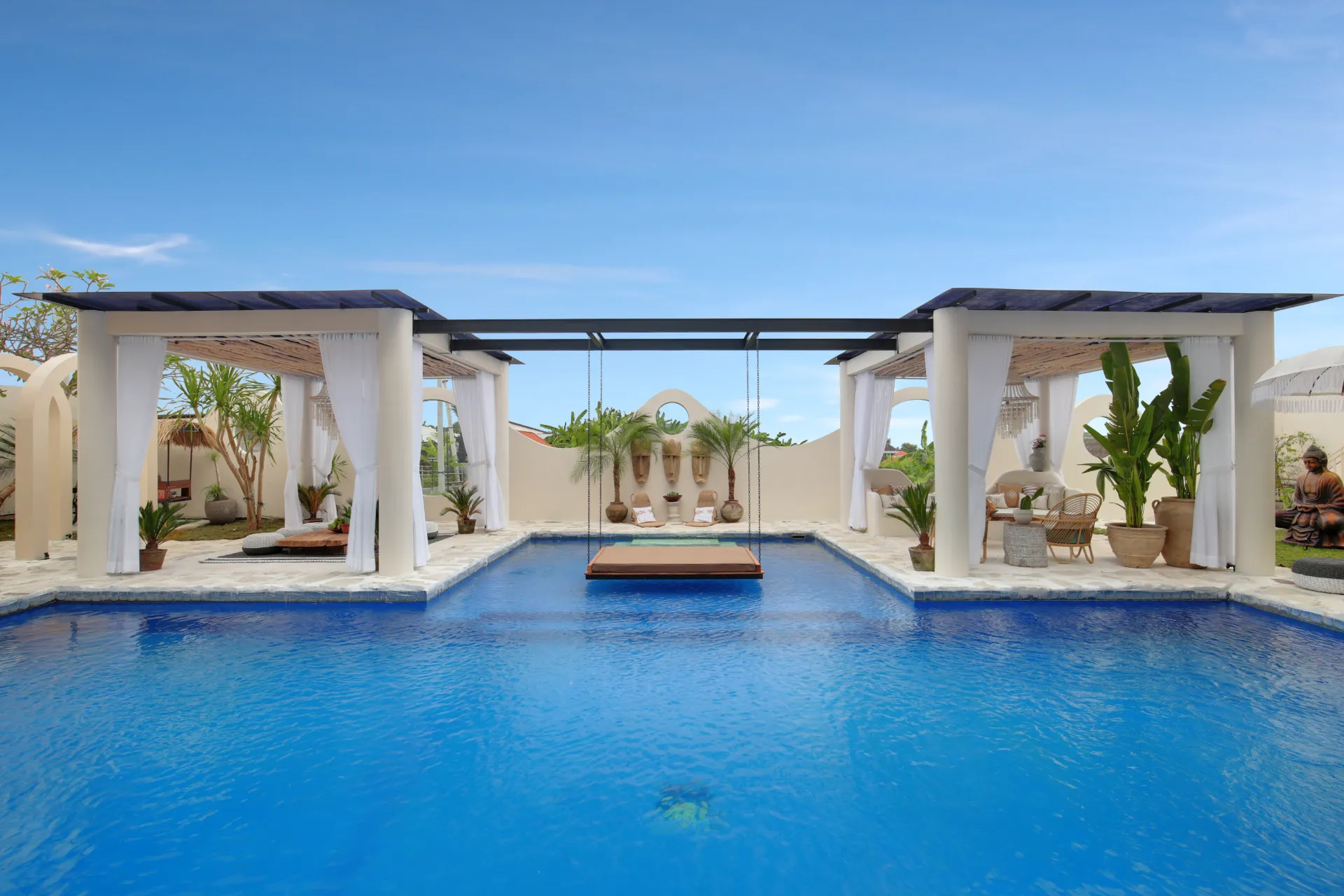 5 Bedroom Canggu Villa w/ private chef - sleeps 16. Experience Ultimate Luxury, 5-bed villa for rent in Canggu – photo 13 of 15
