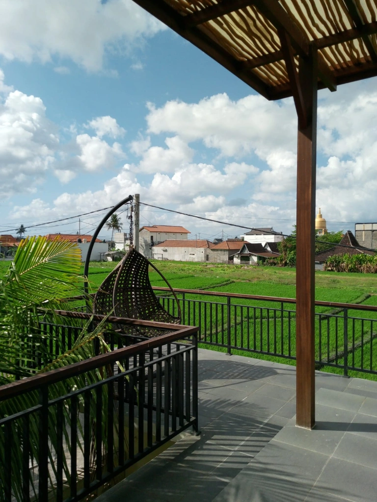 Modern 3-bedroom Villa for Yearly Rental – Seseh, 3-bed villa for rent in Seseh – photo 12 of 15