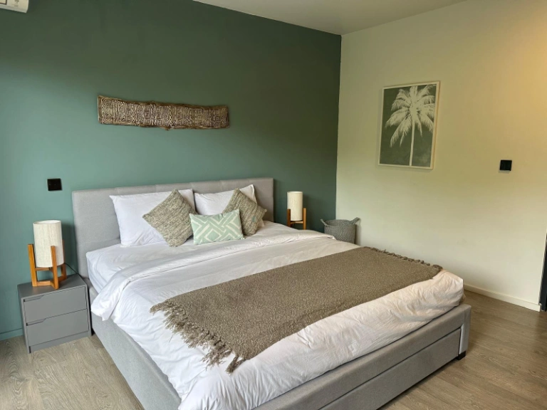 Spacious 6BR Villa w/ Rooftop Patio and Ocean Views, 6-bed villa for rent in Uluwatu – photo 11 of 15