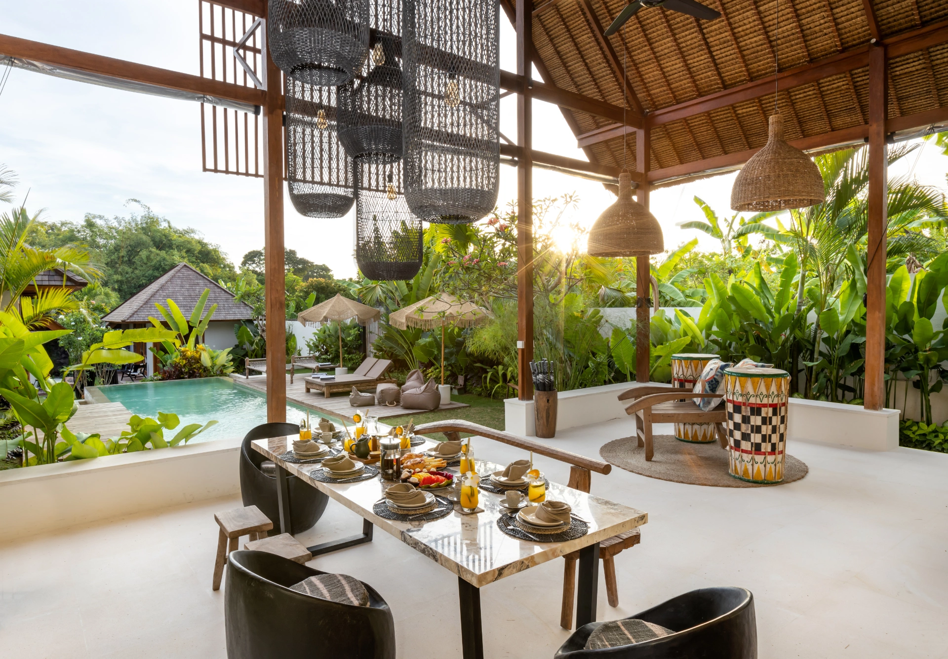 Villa Chempaka - Luxe Tropical 6BR Dream Villa in Canggu, 6-bed villa for rent in Seminyak – photo 4 of 15