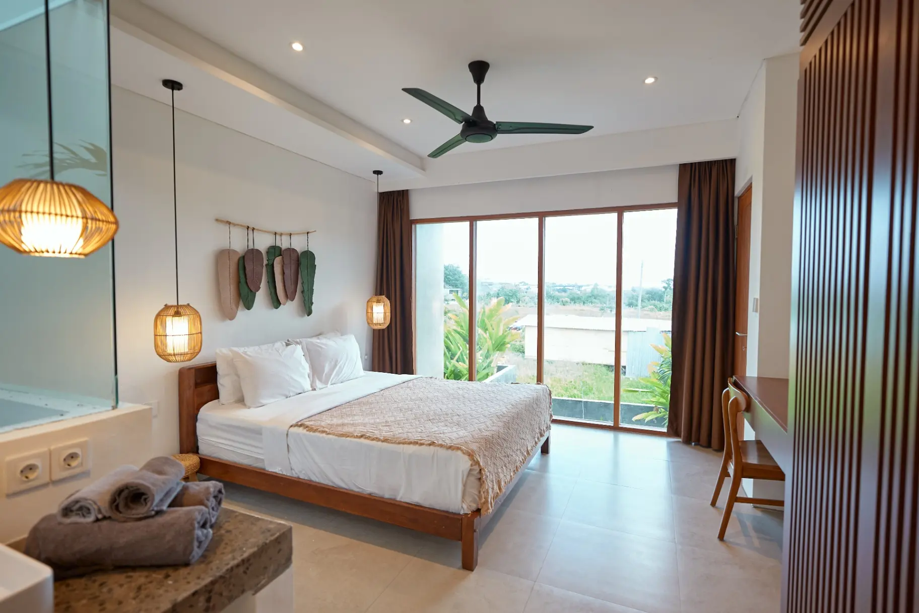 Villa Octo - 2 Bedroom Industrial Modern Villa in Great Location of Canggu, 2-bed villa for rent in Canggu – photo 9 of 15