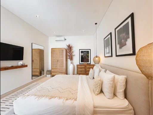 Luxury Villa SIVA Batu Bolong Canggu 2BR - SPECIAL 3 MONTH DEALS, 2-bed villa for rent in Canggu – photo 2 of 15