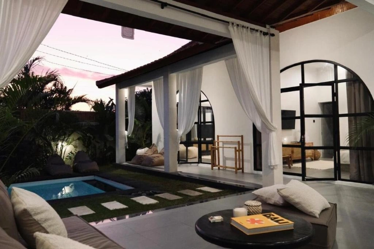 3BR Villa for Rent at Berawa, Canggu, 3-bed villa for rent in Canggu – photo 9 of 15