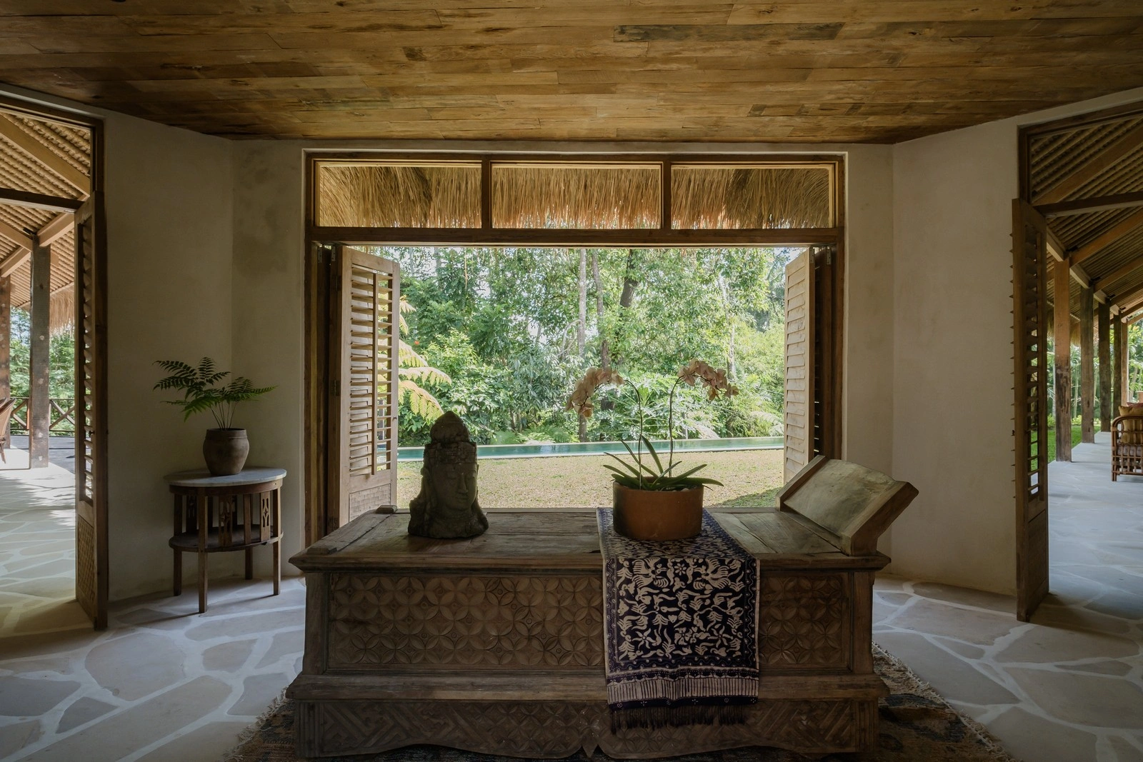 4-Bedroom Eco-Luxury Villa with Private Pool in Kaba Kaba, 4-bed villa for rent in Tabanan – photo 3 of 15